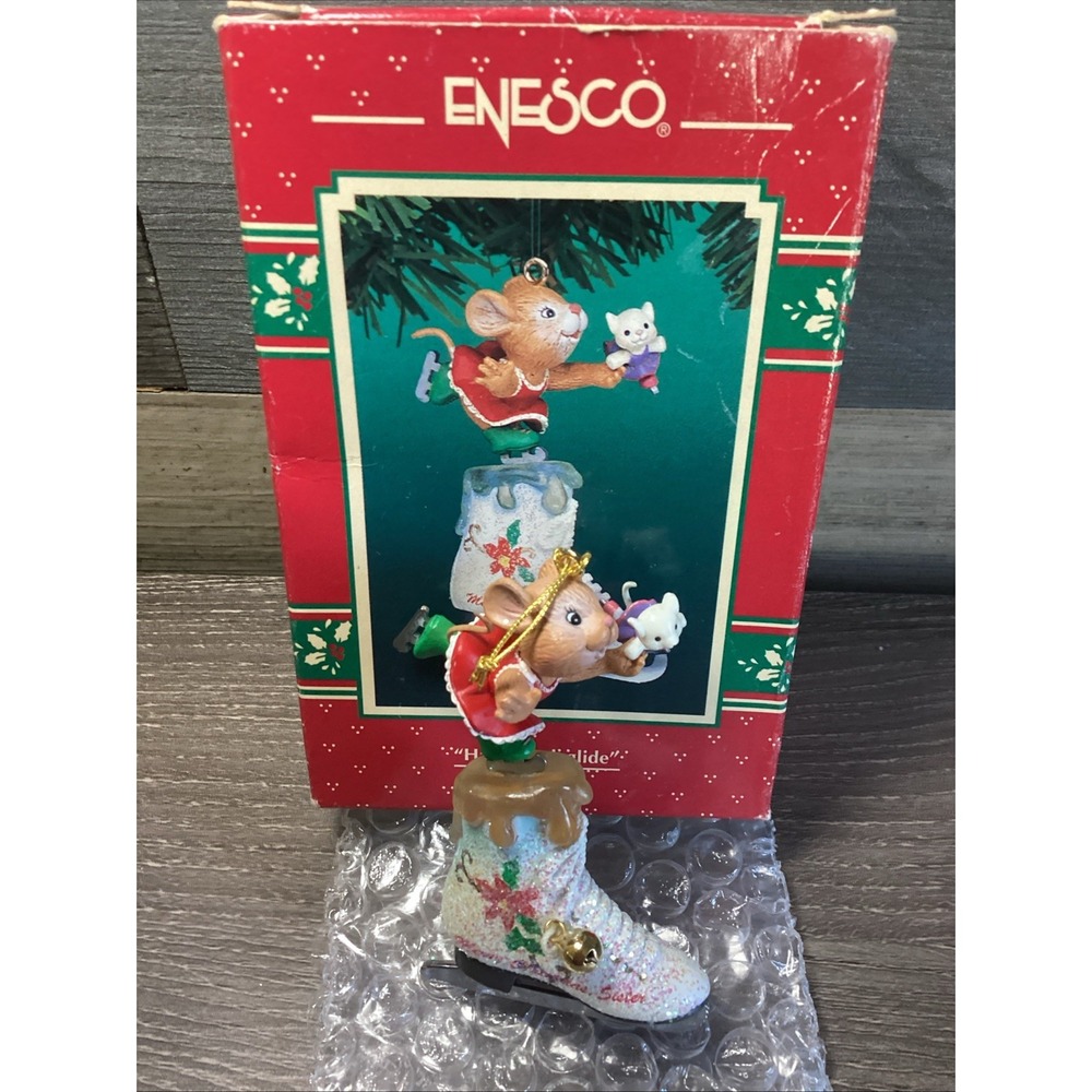 Vintage 1995 Enesco Happy Yuleglide Mouse Ice Skate Christmas Ornament In Box
